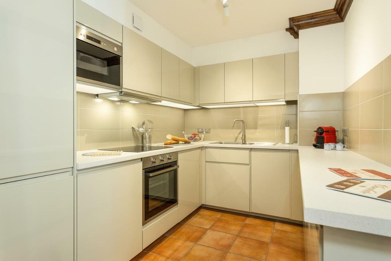 Apartment Kitson - Alpes Travel - Chamonix - Sleeps 6 Exteriör bild